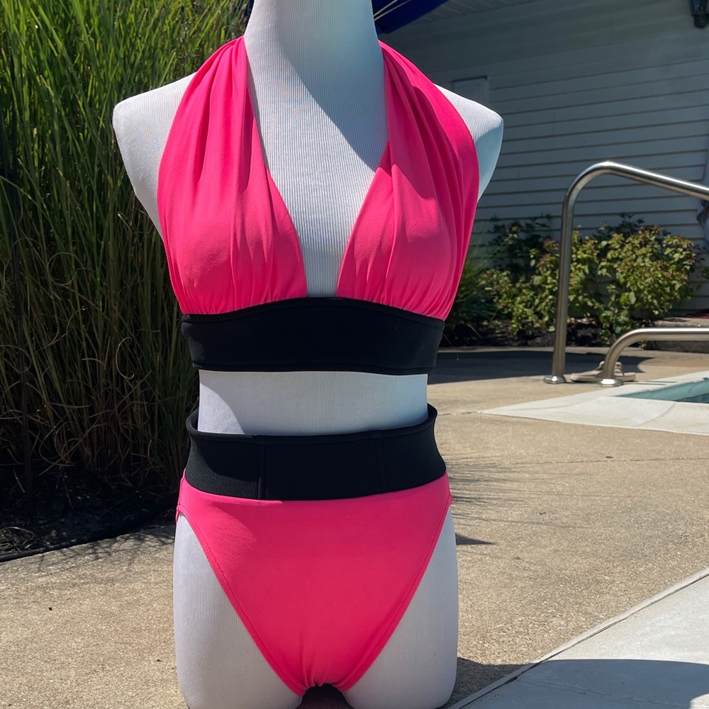Oscar de la Renta Vintage 90's Vibrant Pink and Black Bikini size 10